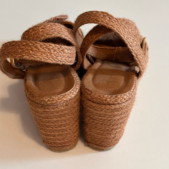 Matisse Kai Platform Wedges in Honey Color - Picture 6 of 11